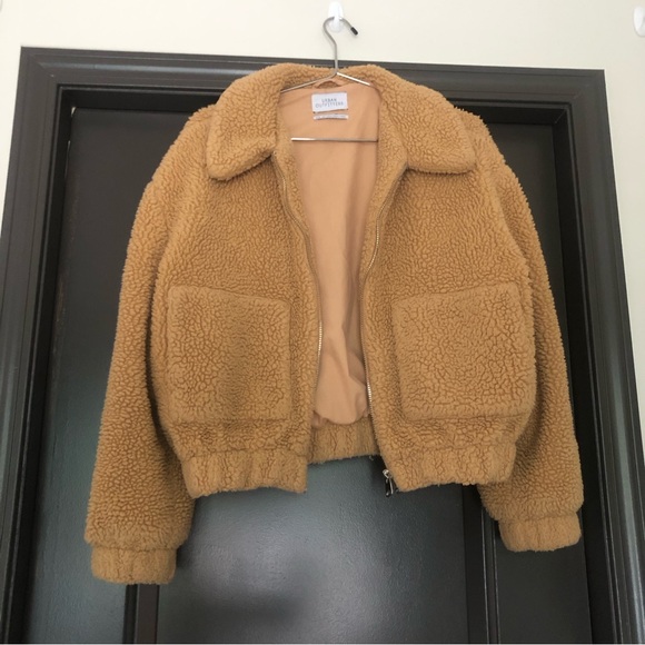 Urban Outfitters Jackets & Blazers - Urban outfitters lined teddy Sherpa camel/tan/brown full zip jacket with collar